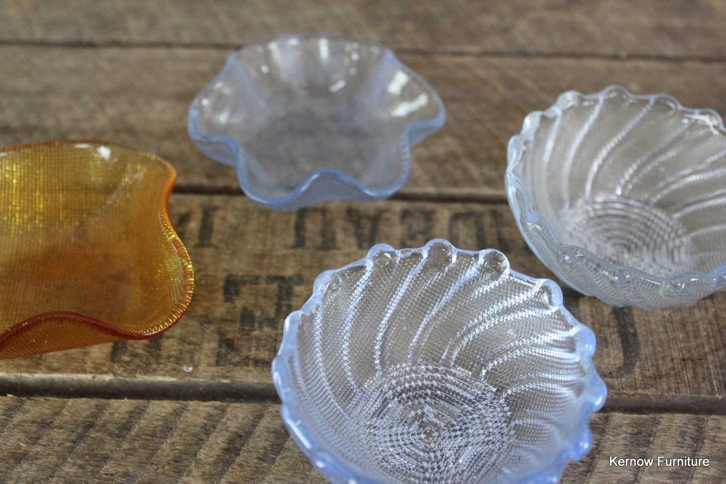 Small Glass Dishes - Kernow Furniture