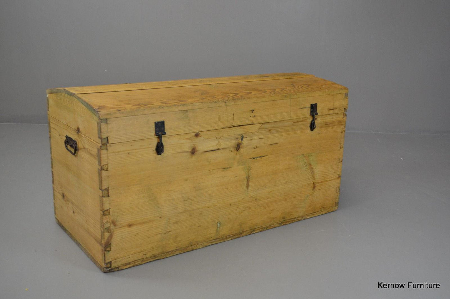 Antique Pine Dutch Dome Top Kist Trunk Blanket Box - Kernow Furniture