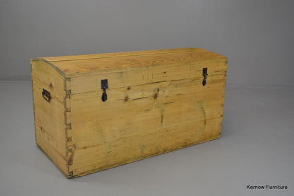 Antique Pine Dutch Dome Top Kist Trunk Blanket Box - Kernow Furniture