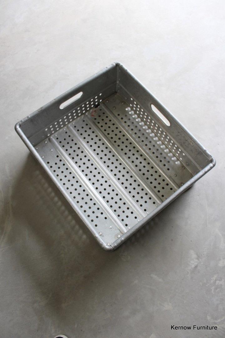 Aluminium Industrial Stacking Tray - Kernow Furniture