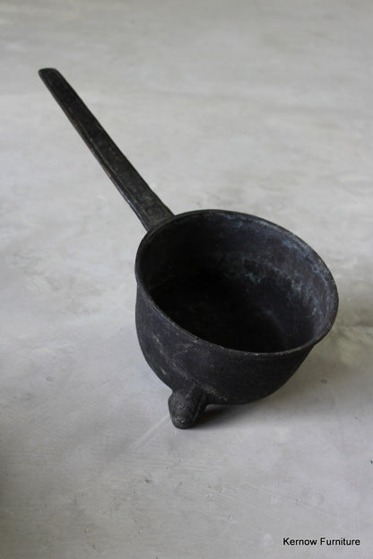 Antique Smelting Pot - Kernow Furniture