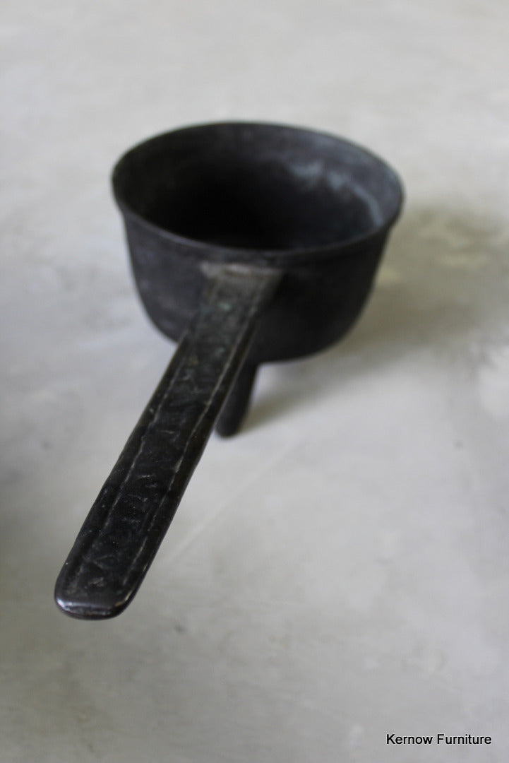 Antique Smelting Pot - Kernow Furniture