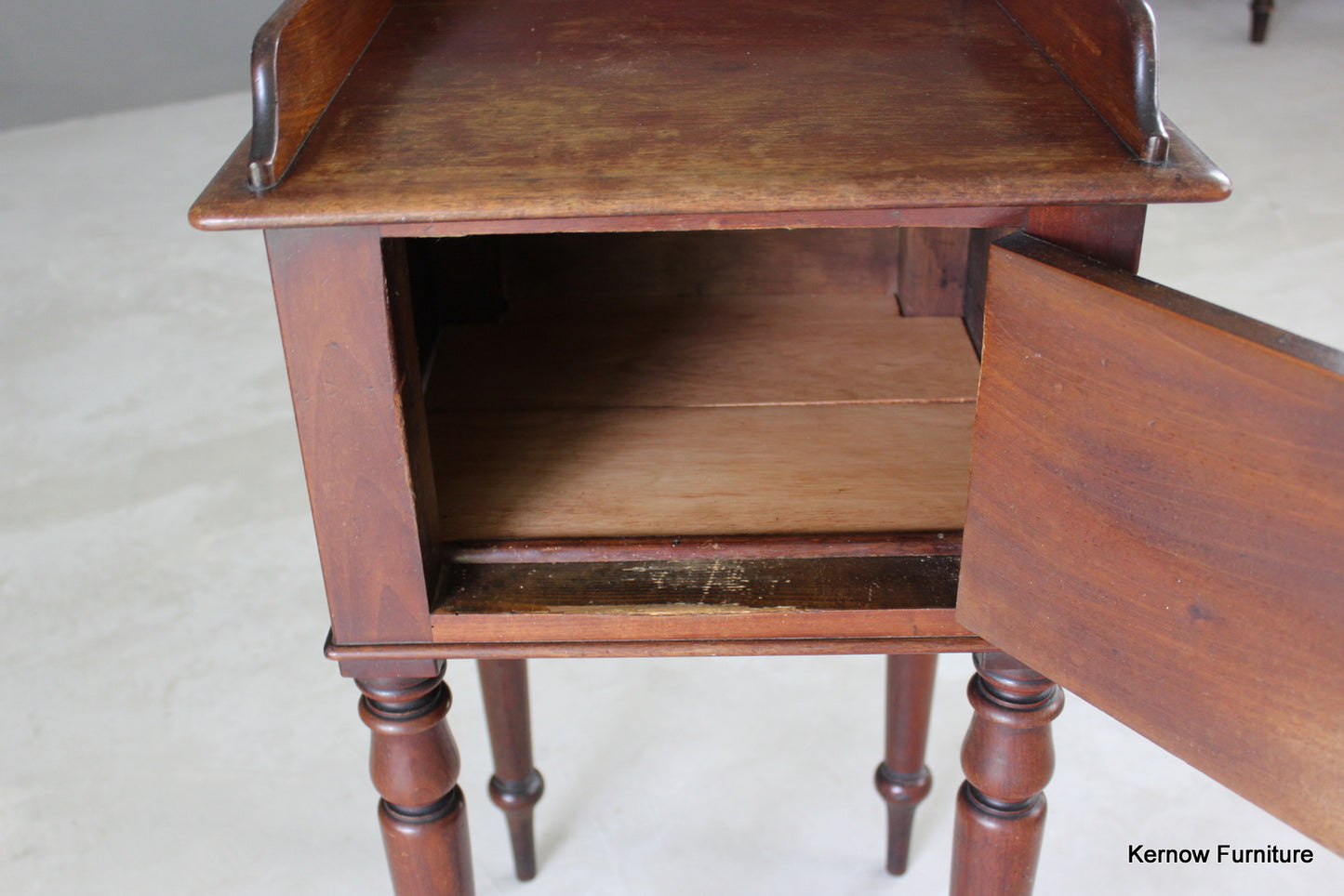 Antique Mahogany Bedside Cabinet - Kernow Furniture