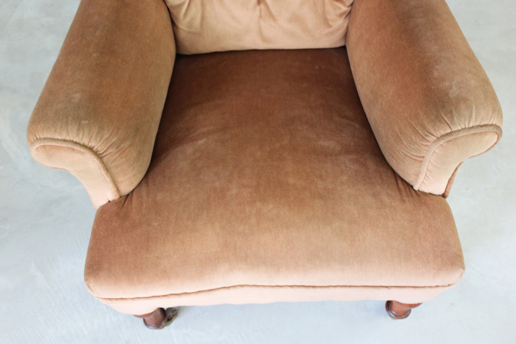 Button Back Arm Chair - Kernow Furniture