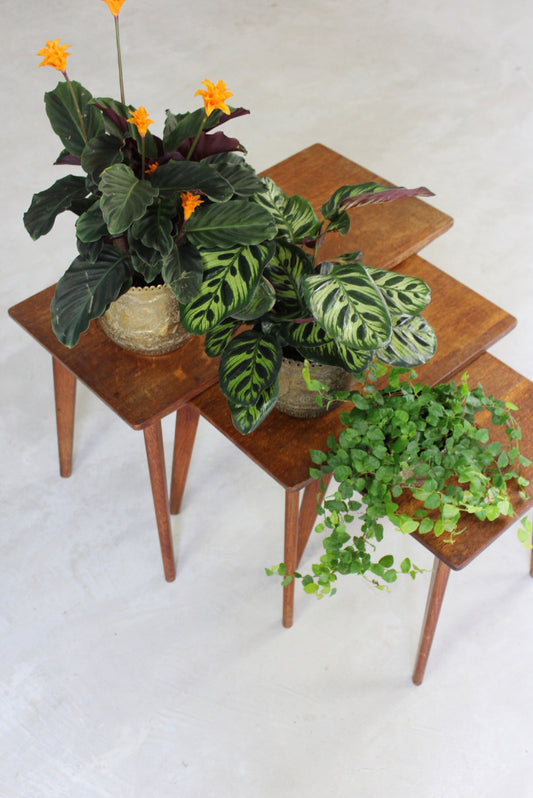 Robin Nance Oak Nest of Tables - Kernow Furniture