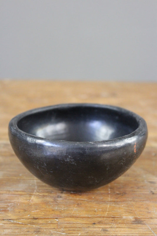 La Chamba Black Bowl - Kernow Furniture