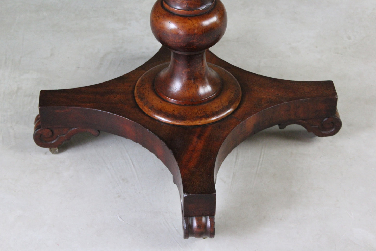 Victorian Mahogany Tea Table - Kernow Furniture