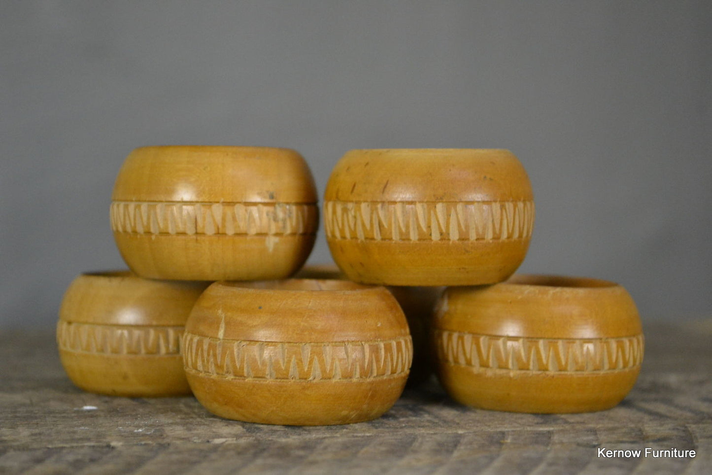 6 Vintage Wooden Napkin Rings - Kernow Furniture