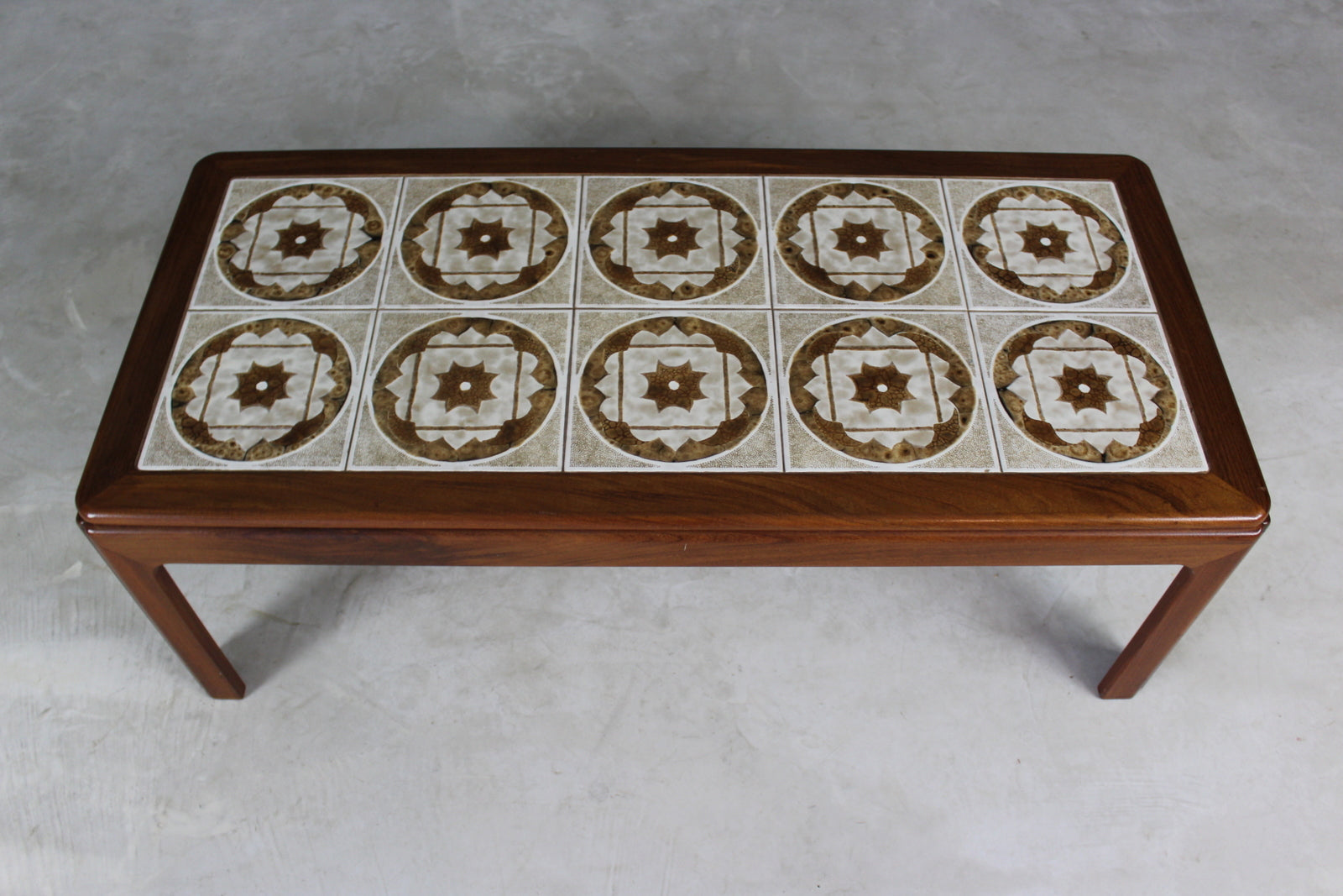 Retro Teak Coffee Table - Kernow Furniture