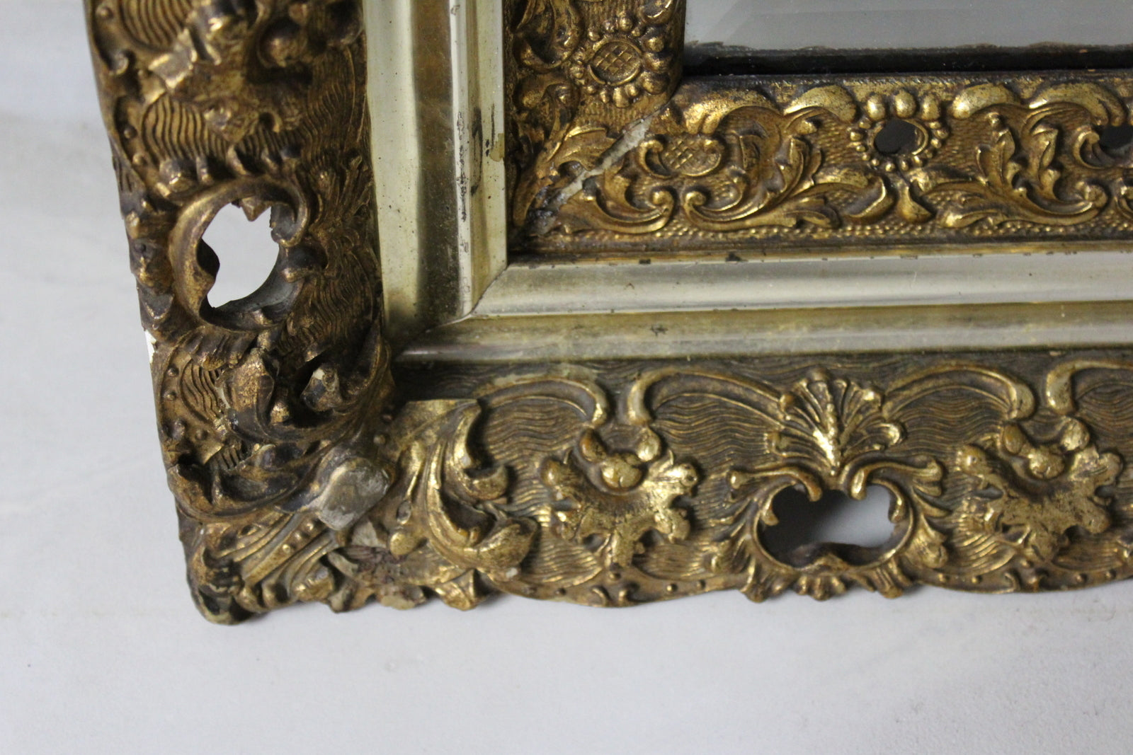 Large Ornate Gilt Mirror - Kernow Furniture