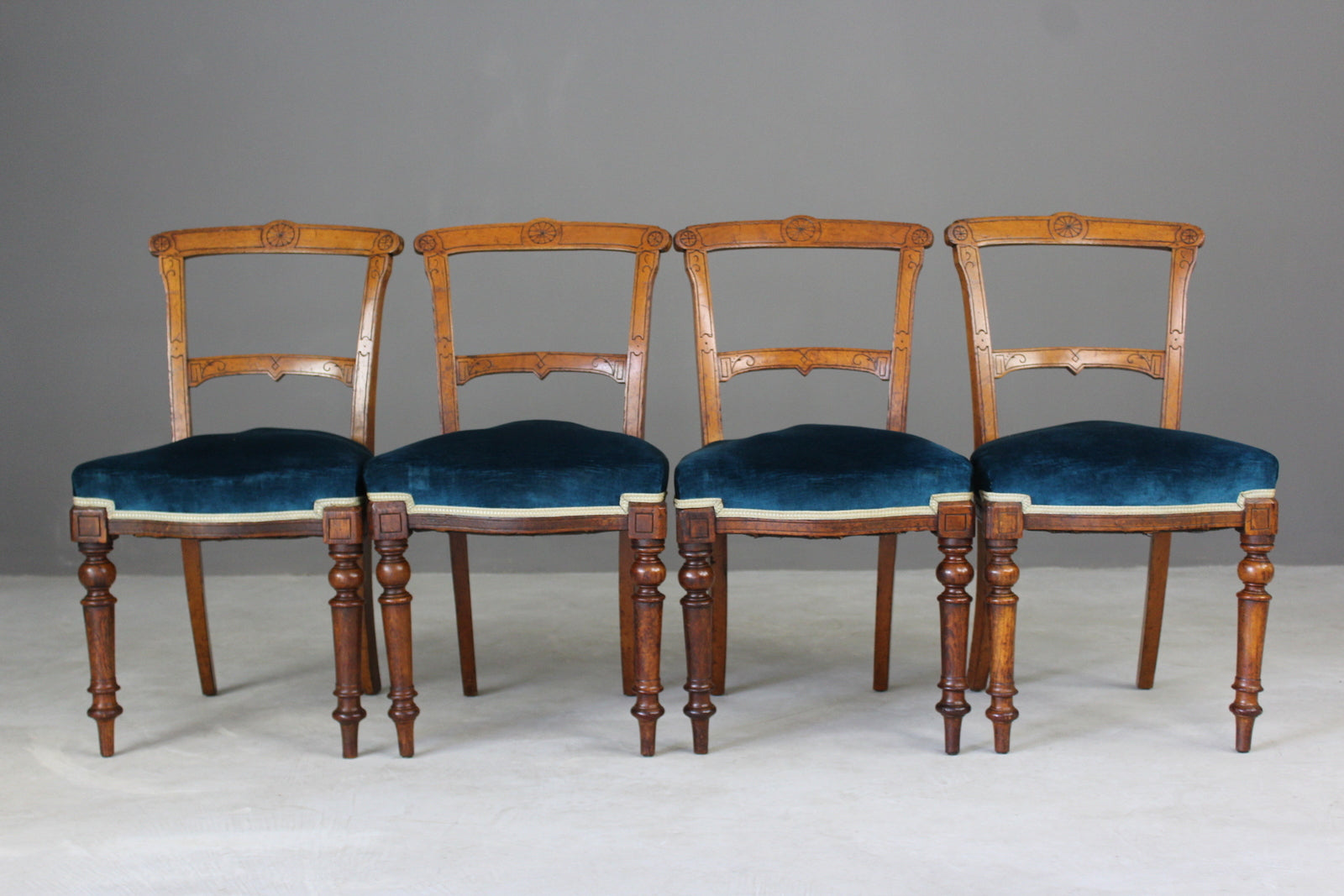 4 Victorian Oak Dining Chairs - Kernow Furniture