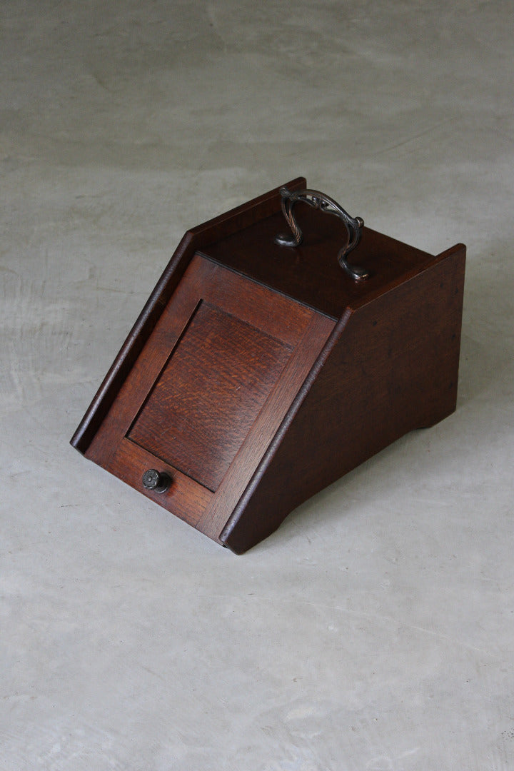 Edwardian Oak Coal Scuttle - Kernow Furniture