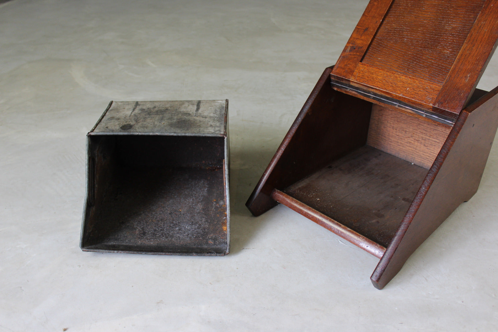 Edwardian Oak Coal Scuttle - Kernow Furniture