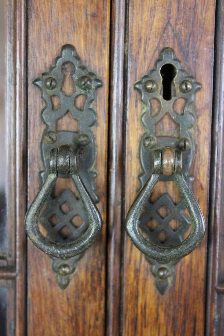 Antique Oak Astragal Glazed Corner Cabinet - Kernow Furniture