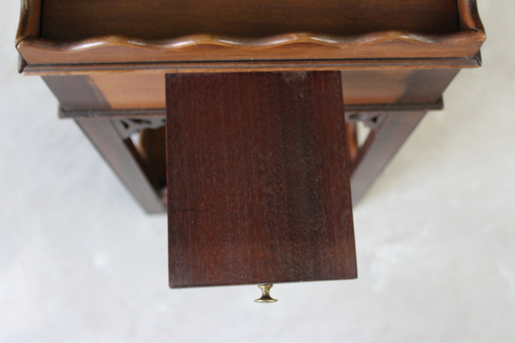 Small Mahogany Side Table - Kernow Furniture