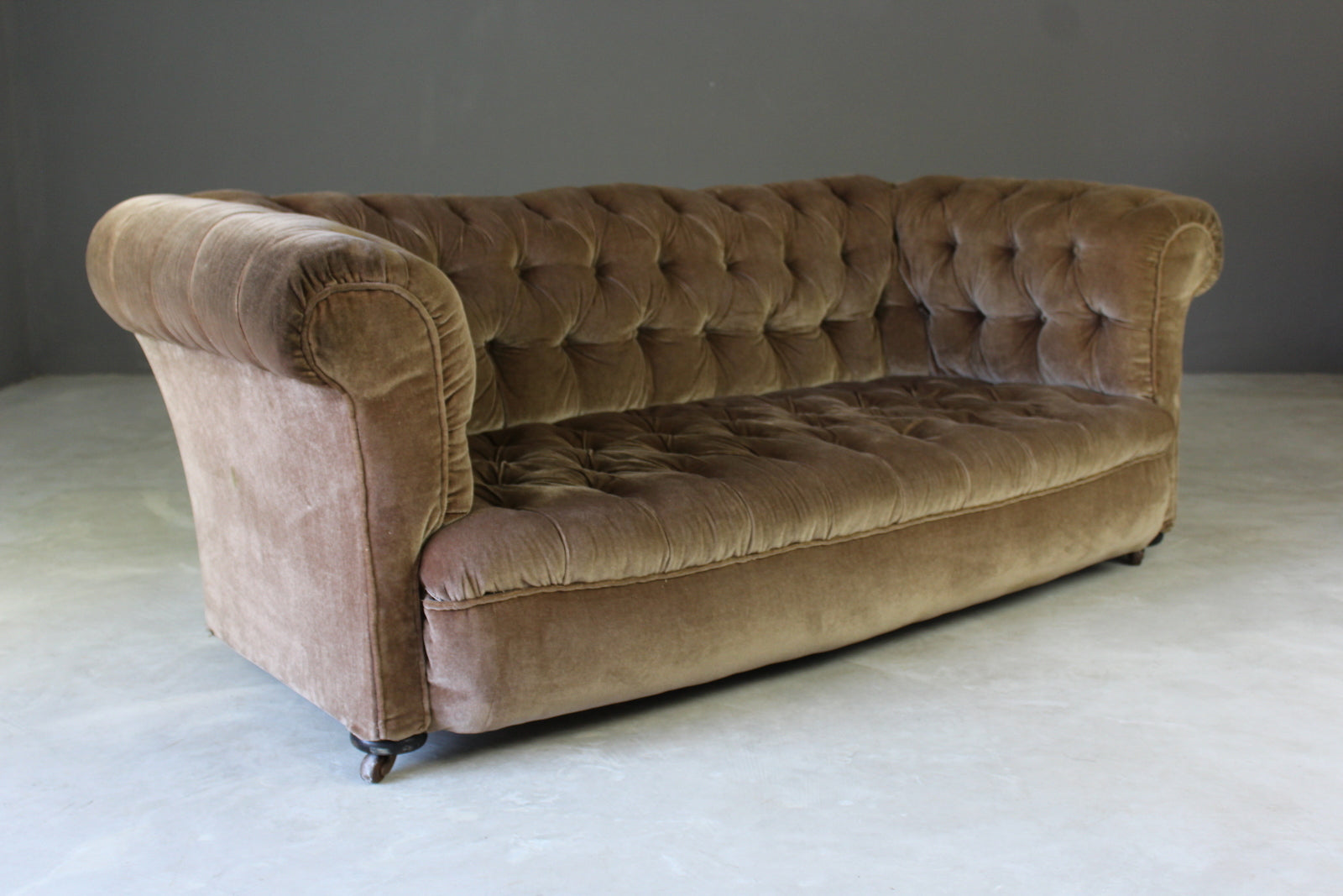 Antique Chesterfield Sofa - Kernow Furniture