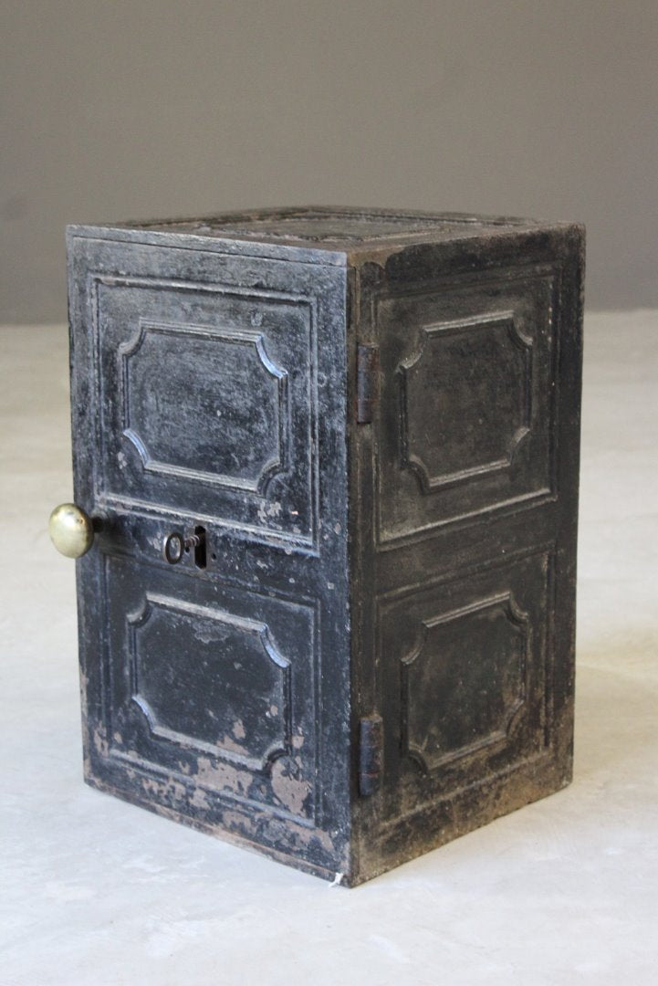 J Jones Antique Cast Iron Safe - Kernow Furniture