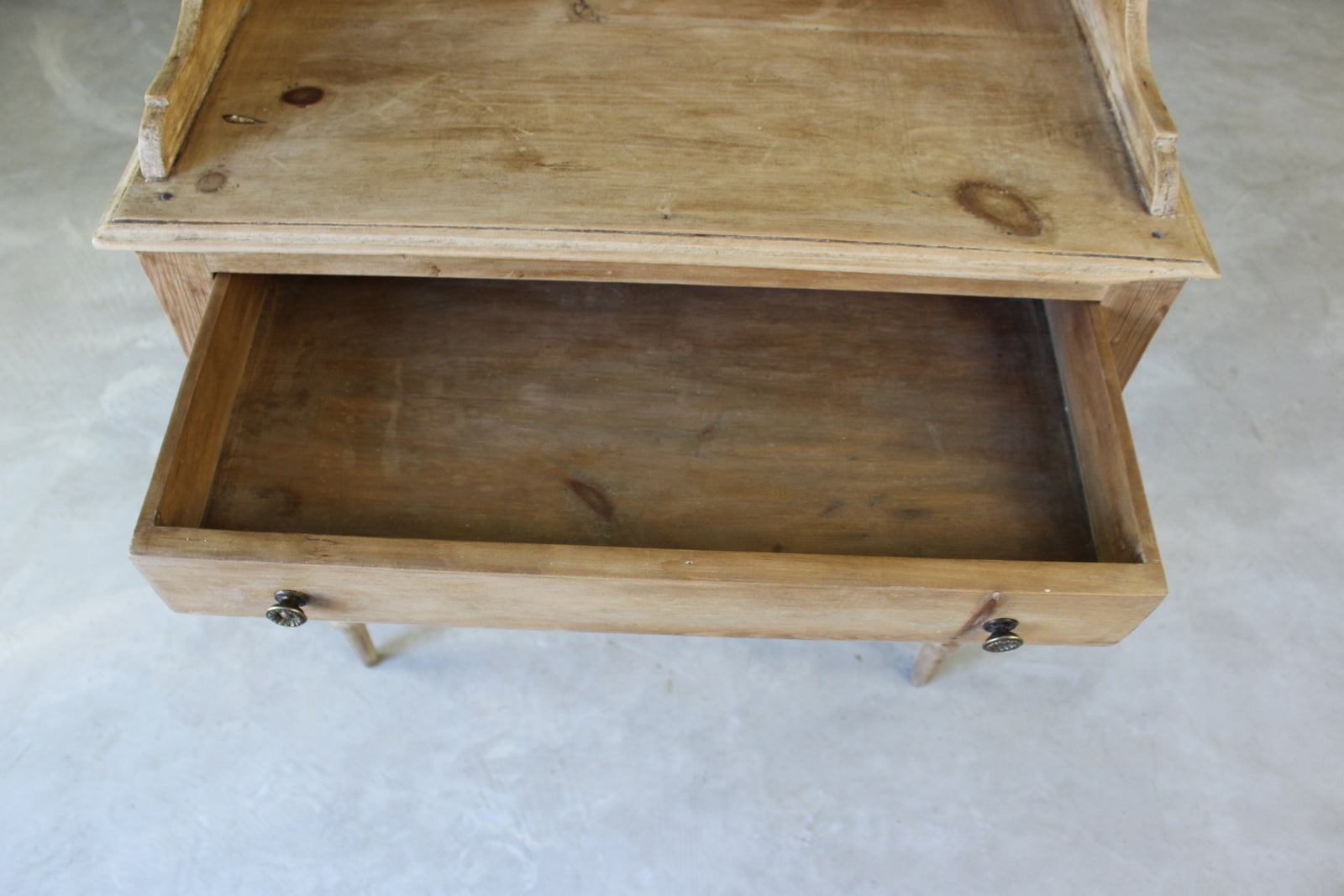 Antique Pine Washstand - Kernow Furniture