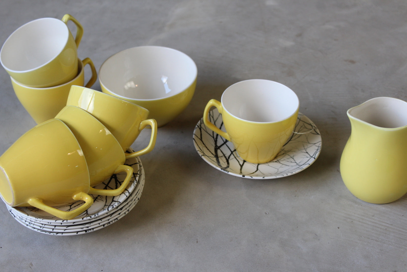 Empire Porcelain Tea Set - Kernow Furniture