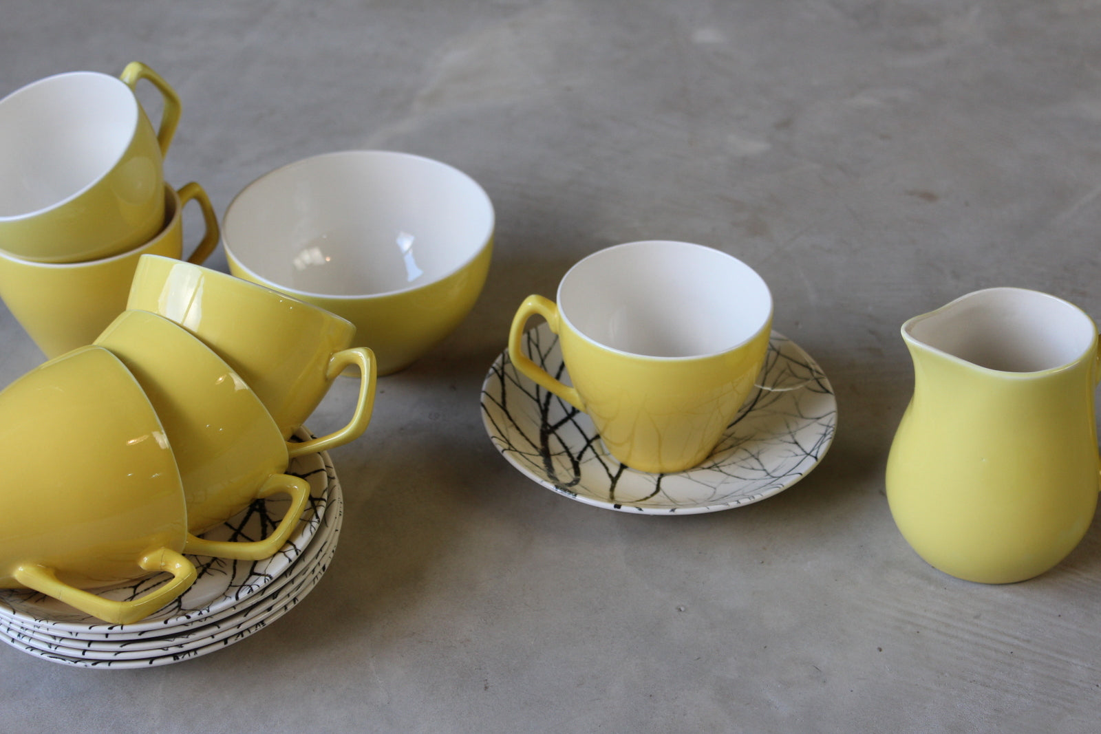 Empire Porcelain Tea Set - Kernow Furniture