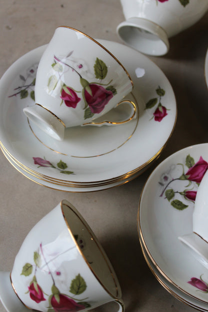 Winter Rose Tea Service - Kernow Furniture