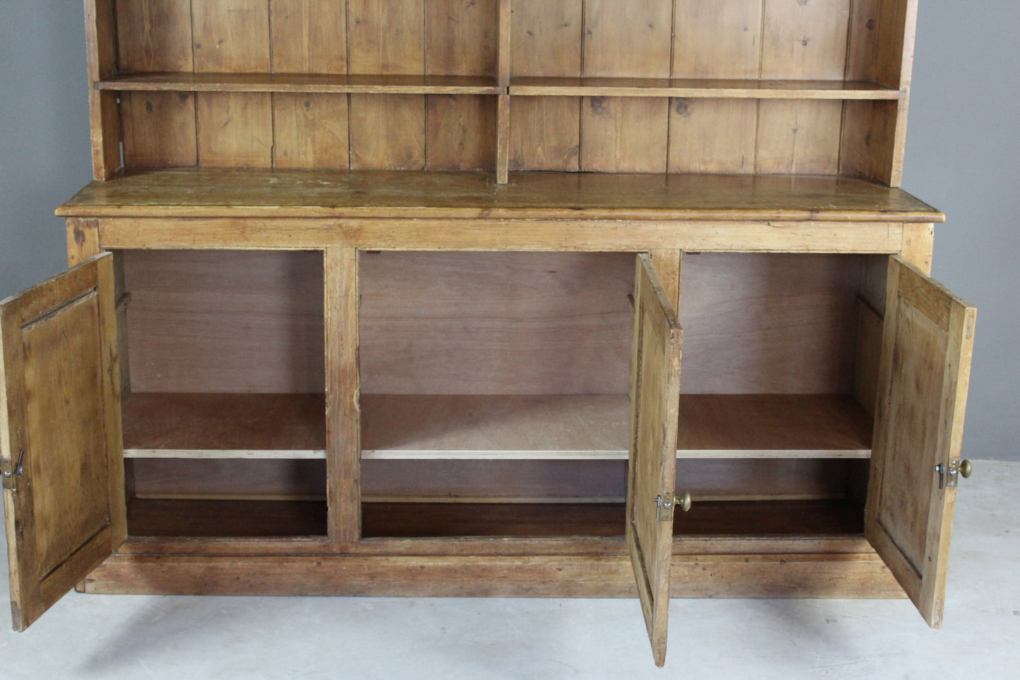 Antique Rustic Pine Dresser - Kernow Furniture