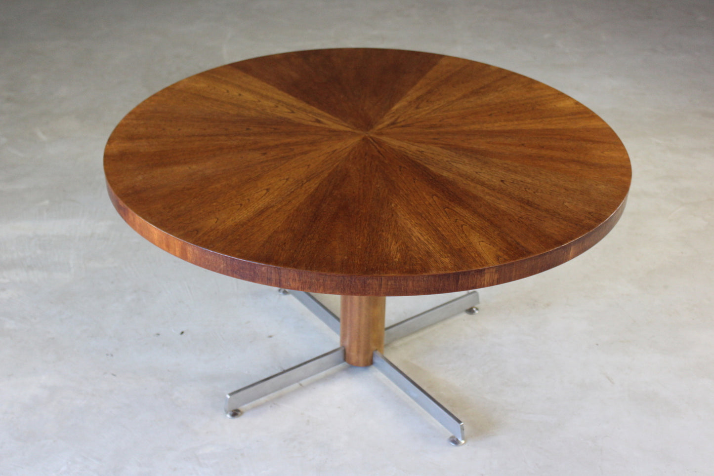 Retro Teak Round Coffee Table - Kernow Furniture