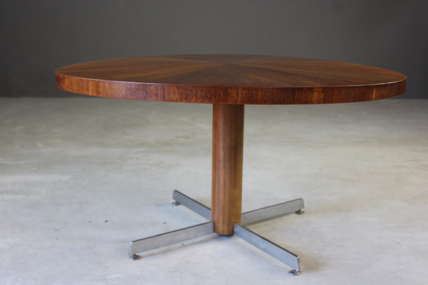 Retro Teak Round Coffee Table - Kernow Furniture