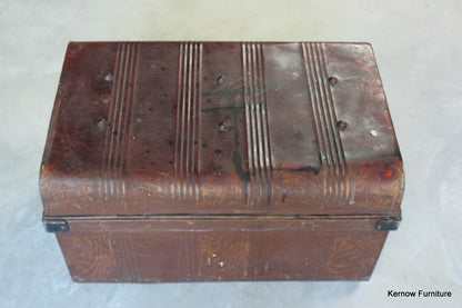 Vintage Tin Trunk - Kernow Furniture