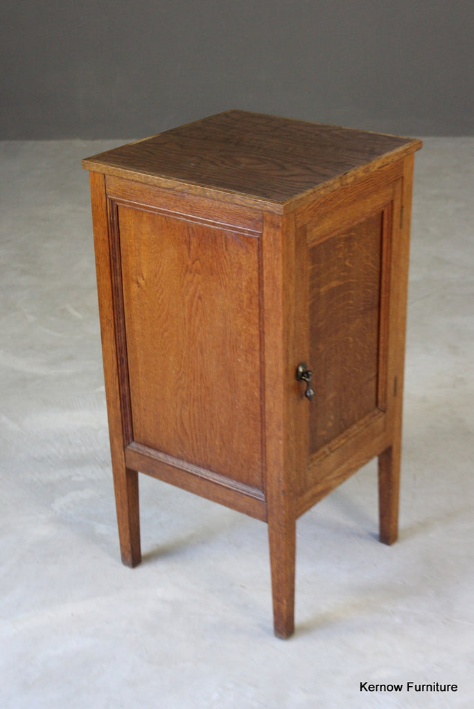 Vintage Oak Bedside Cabinet - Kernow Furniture