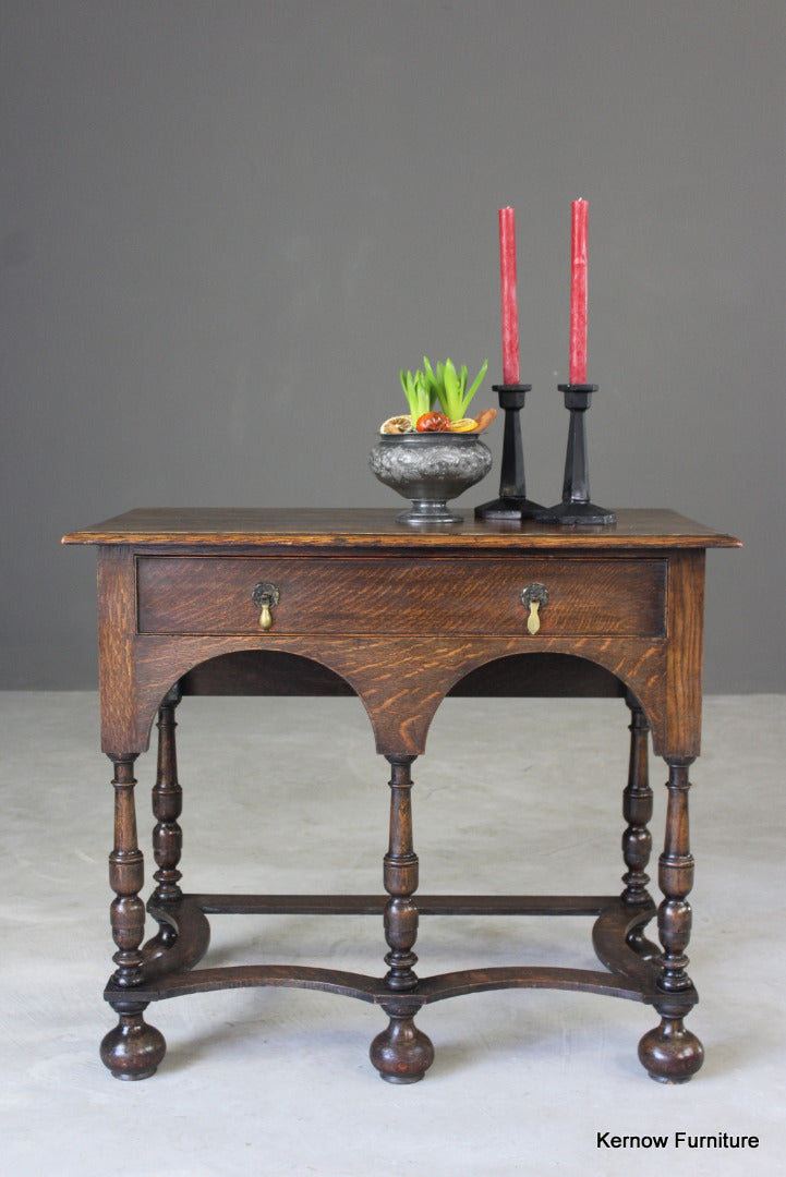 Queen Anne Style Oak Side Table - Kernow Furniture