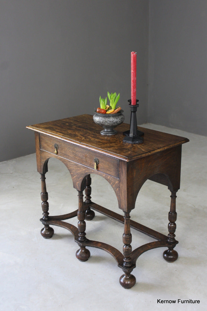 Queen Anne Style Oak Side Table - Kernow Furniture