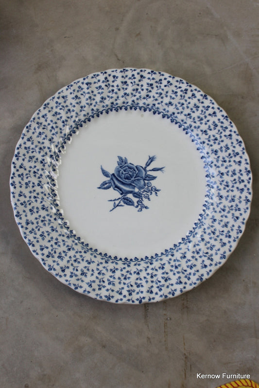 3 x Royal Victoria Rose Bouquet - Kernow Furniture