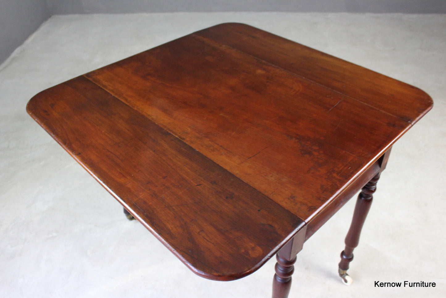 Victorian Mahogany Pembroke Table - Kernow Furniture