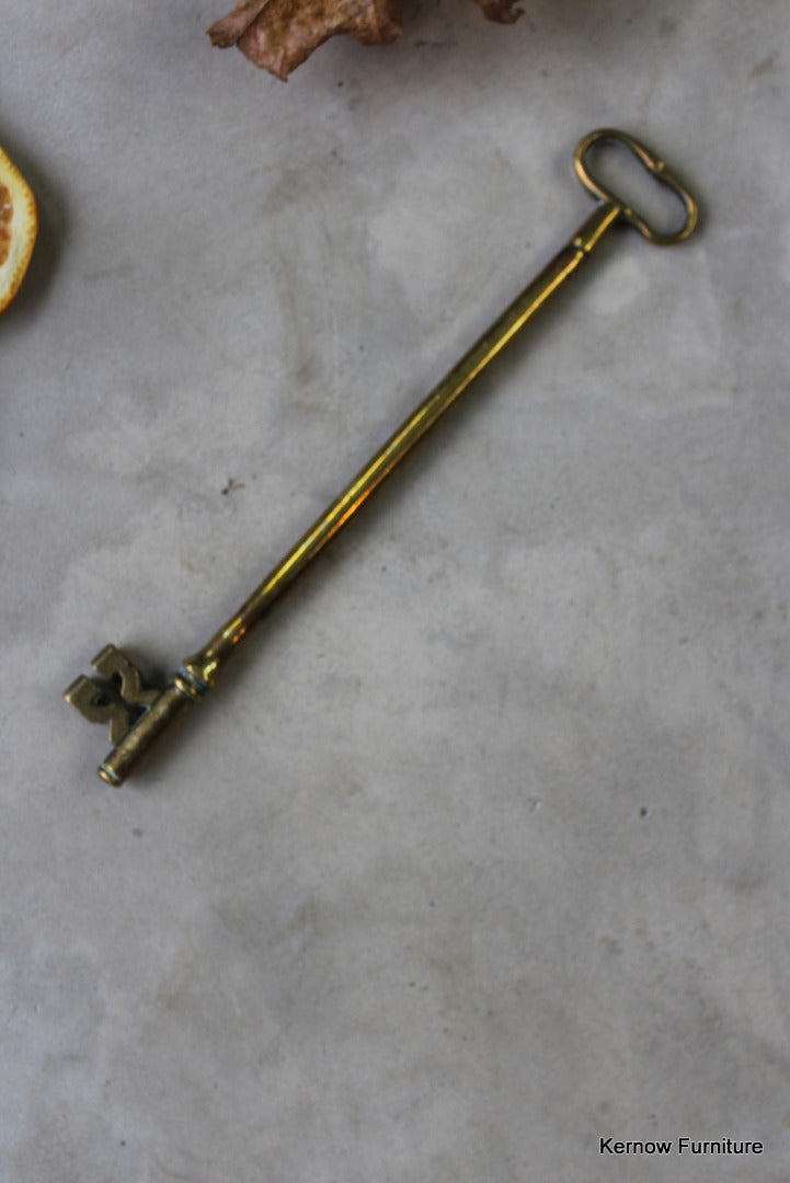 Large Brass Key - Kernow Furniture