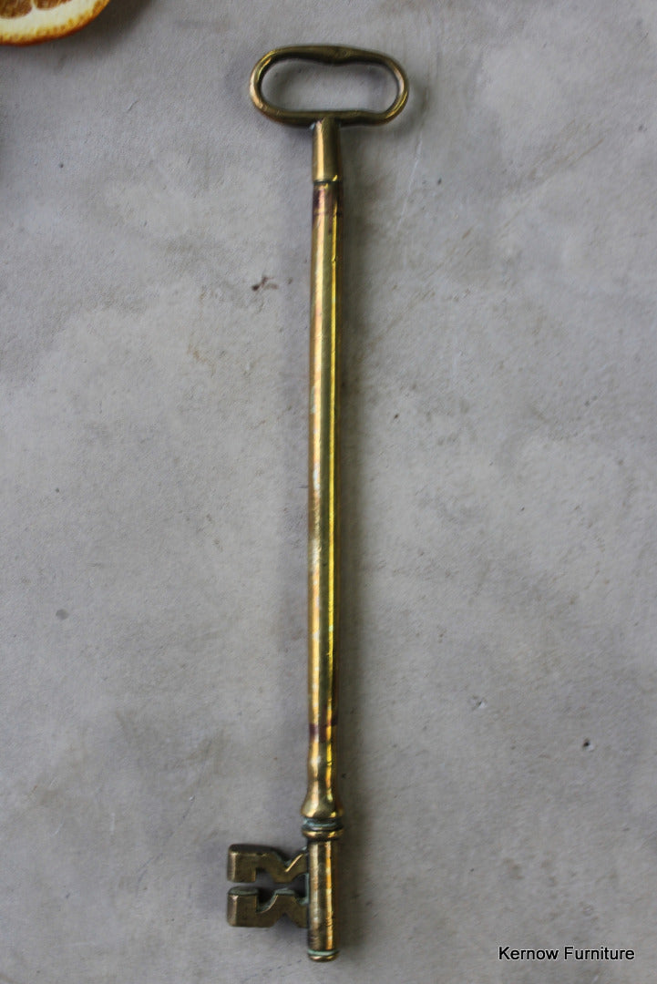 Large Brass Key - Kernow Furniture