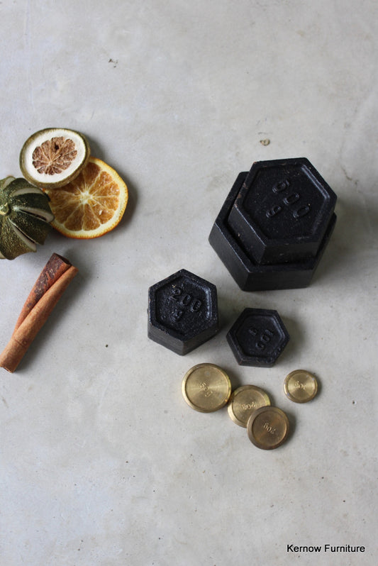 Assorted Cast Iron Weights - Kernow Furniture
