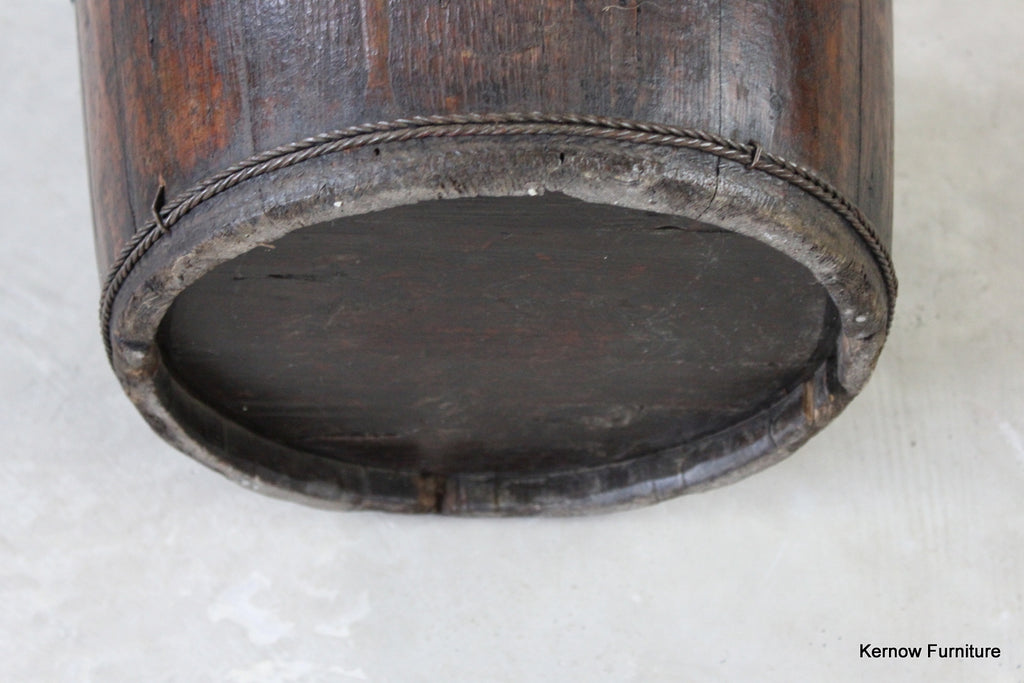 Continental Rustic Well Bucket - Kernow Furniture