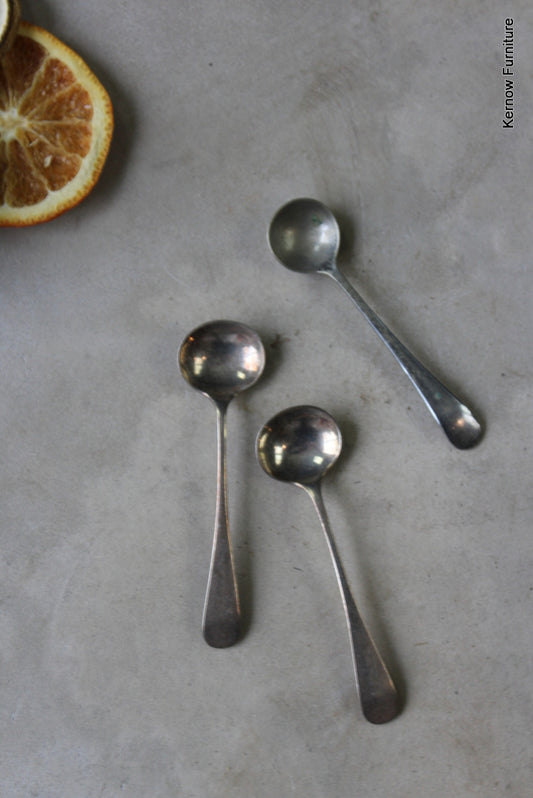 3 Small Vintage Spoons - Kernow Furniture