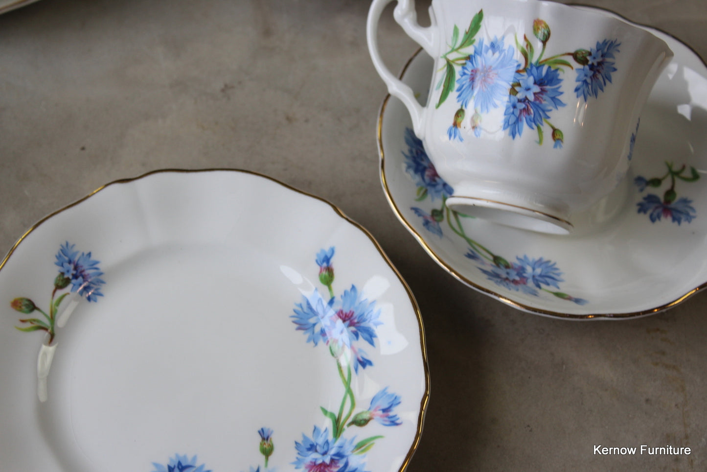 Mayfair Bone China Cups & Saucers - Kernow Furniture