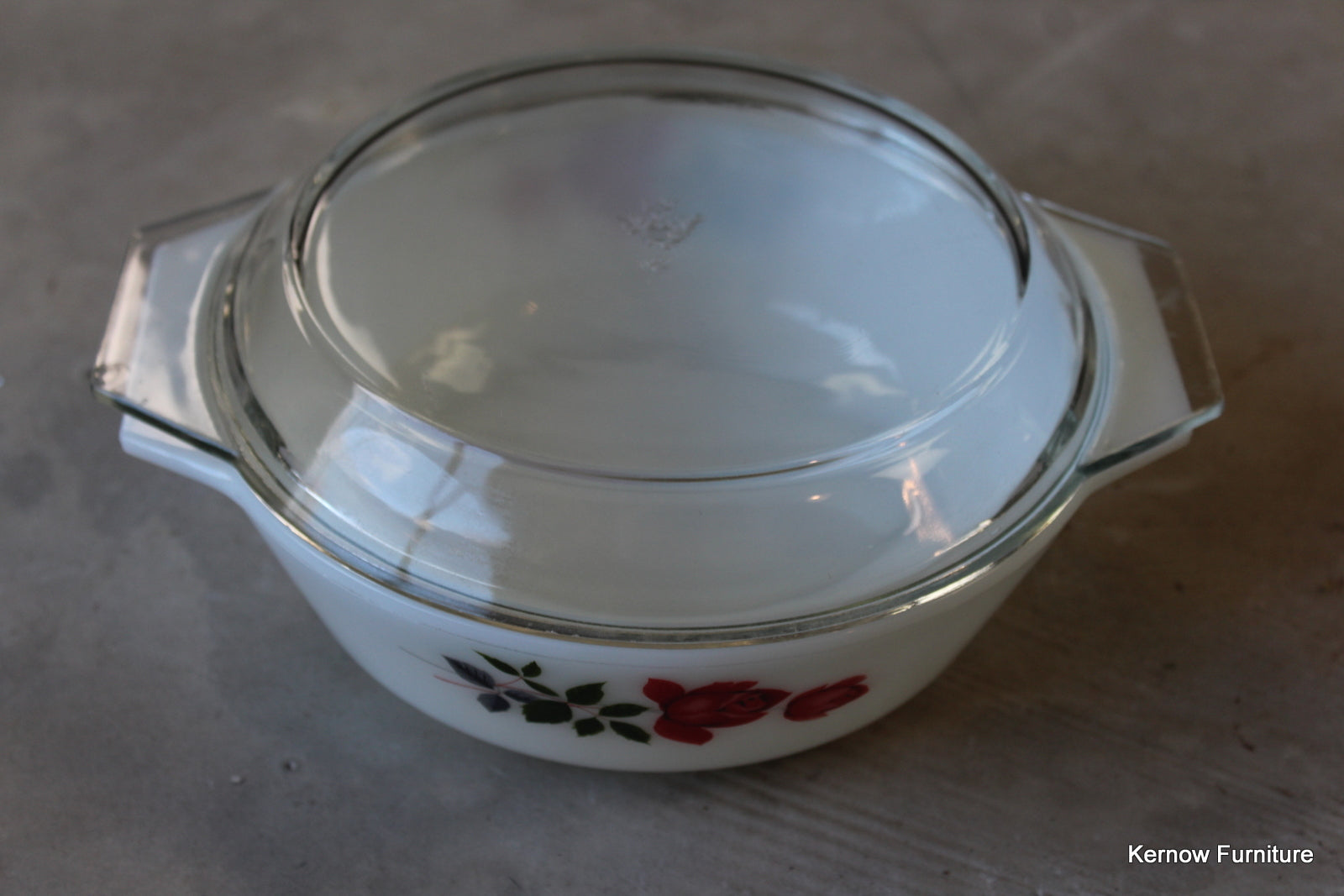 JAJ Pyrex Rose Small Casserole - Kernow Furniture