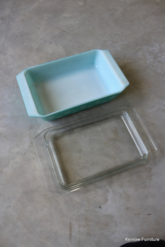 Blue Rectangular Pyrex Casserole Dish - Kernow Furniture