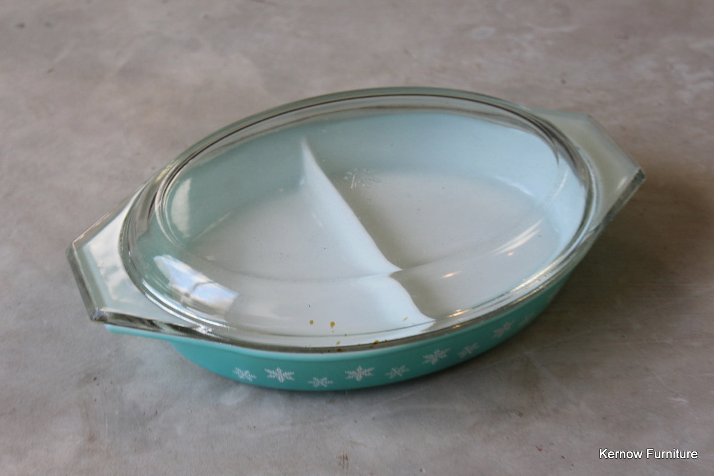 Pyrex Snowflake Vegetable Oven Dish - Kernow Furniture