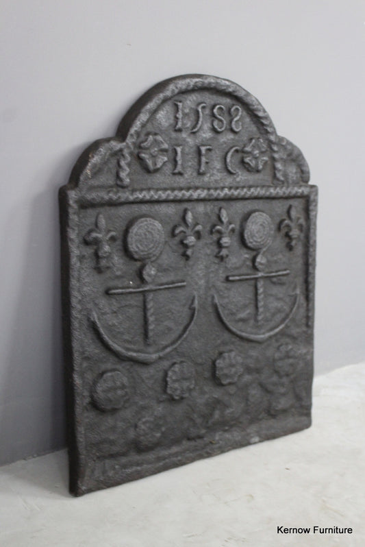 Large Antique Style Cast Iron Fire Back - Kernow Furniture
