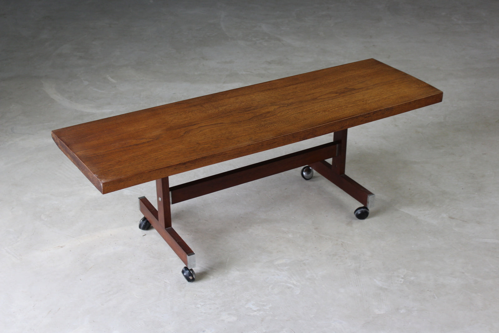 Retro Teak Coffee Table - Kernow Furniture