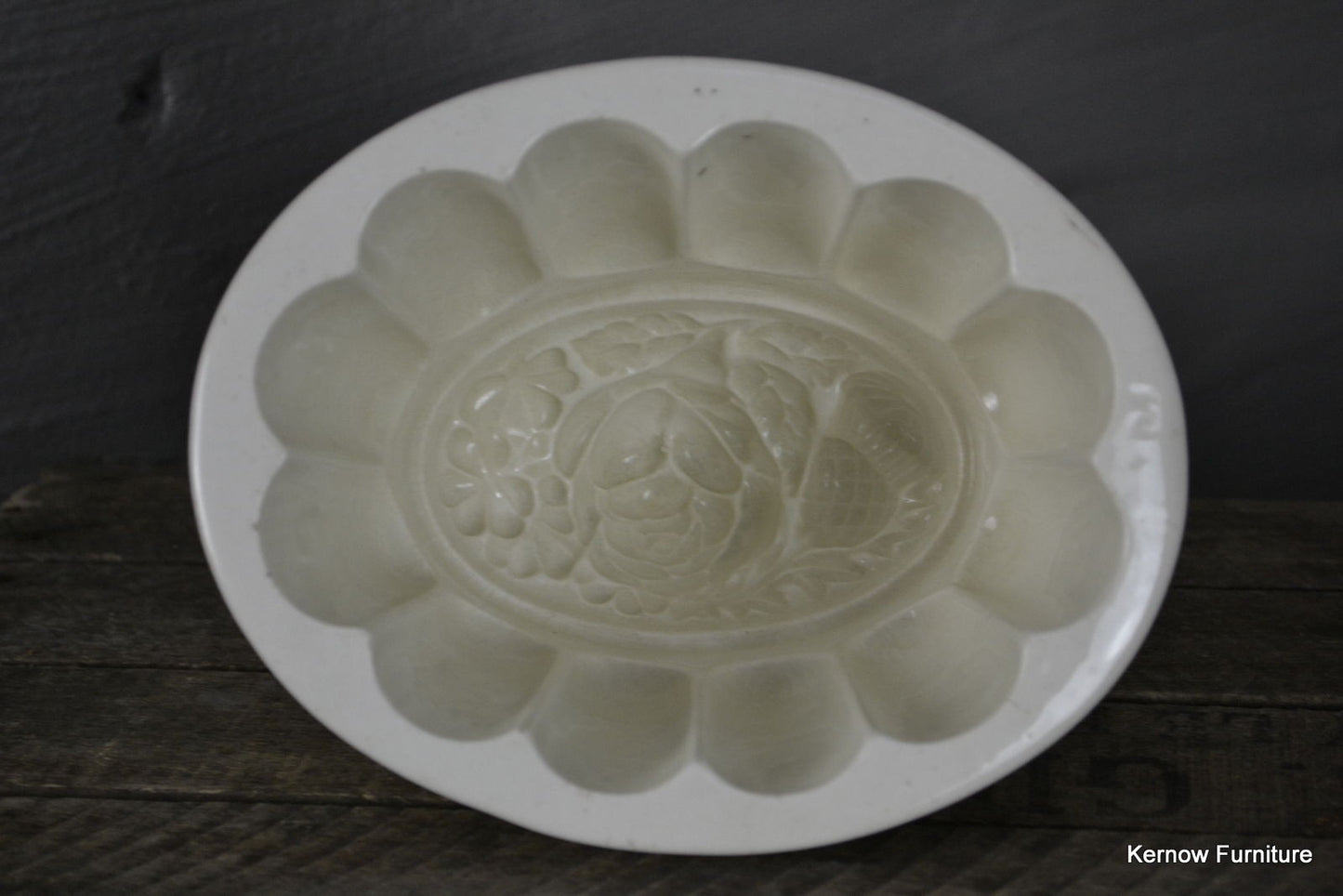 Large Stoneware Jelly Mould - Kernow Furniture