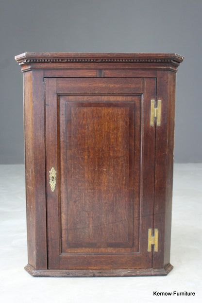 Antique Oak Corner Cupboard - Kernow Furniture