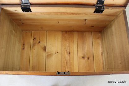 Pine Hinged Trunk - Kernow Furniture