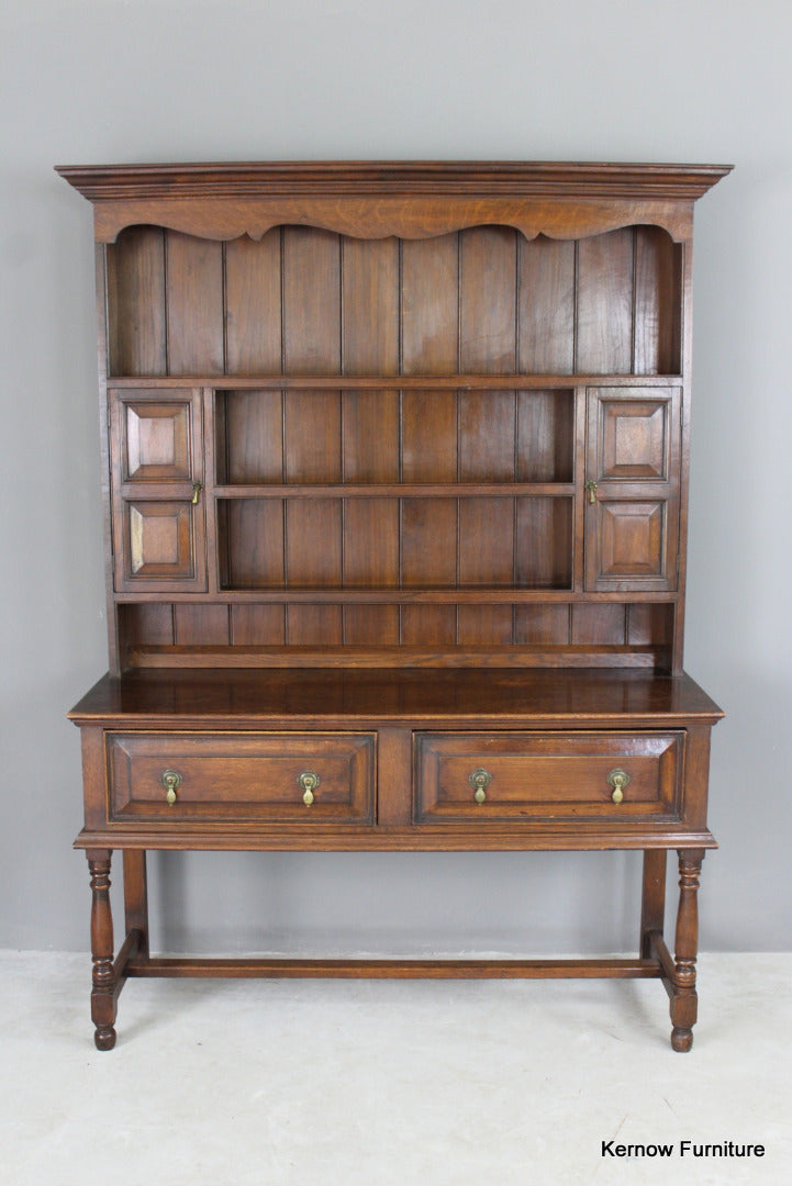 Traditional Dark Oak Dresser - Kernow Furniture