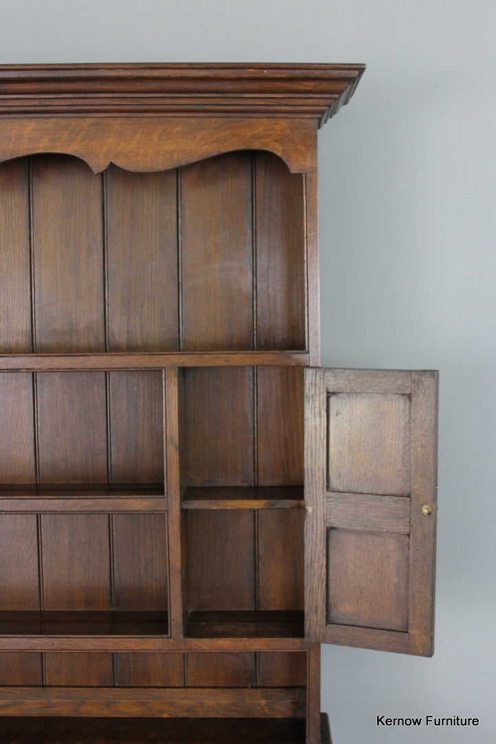 Traditional Dark Oak Dresser - Kernow Furniture